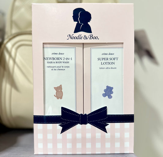 Noodle and boo newborn gift set